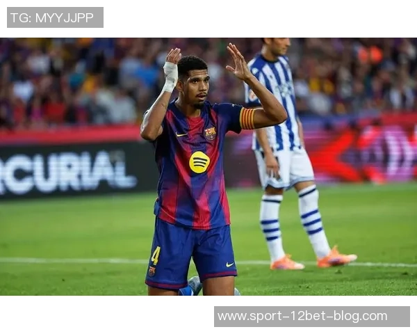 阿劳霍今日参加巴萨合练复出时间将视情况而定